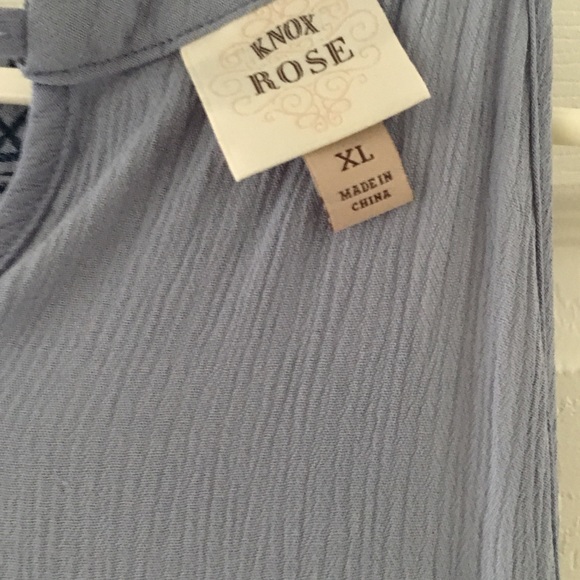 Sleeveless arm cropped night on the town dress - Picture 4 of 4